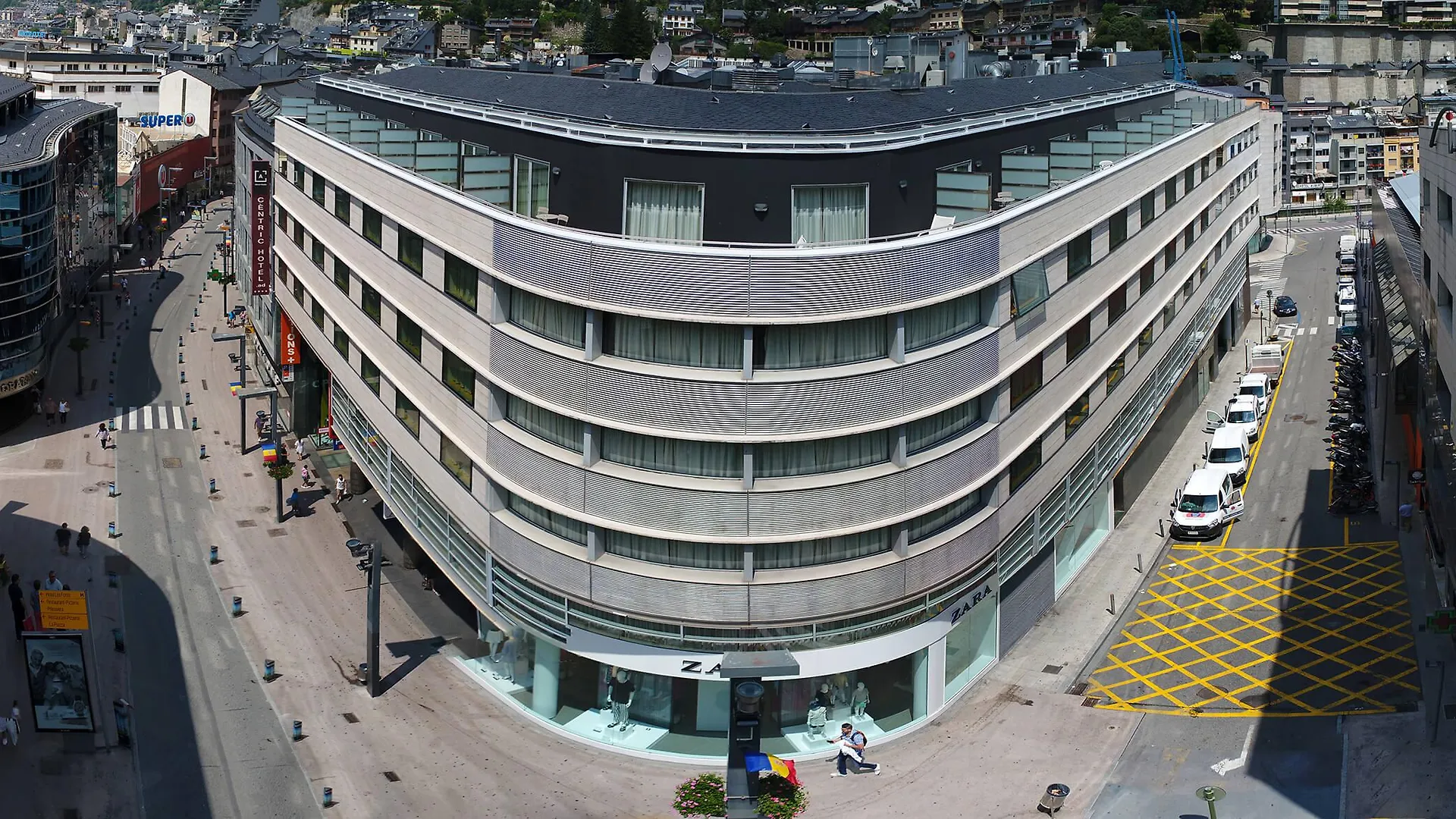 Yomo Centric Hotel Andorra la Vella 4*,